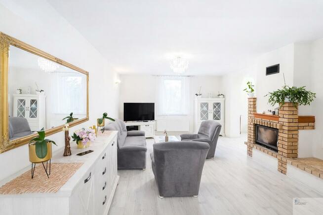 Dom Jaworzno, Wysoki Brzeg