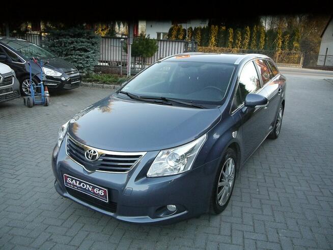 Toyota Avensis 2.2D Stan b.dobry bez rdzy!! 100%bezwypadkowy z Niemiec Gwarancja 12mc