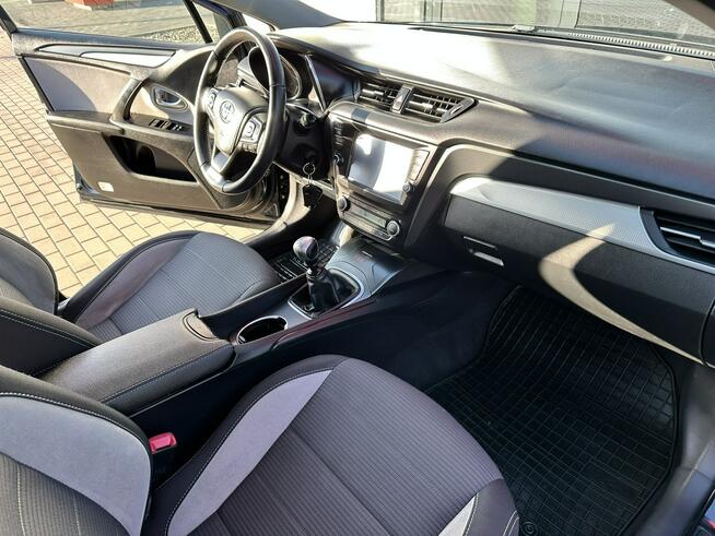 Toyota Avensis Salon Polska Alu LED Nawigacja Kamera Tempomat Climatronic GWARANCJA !