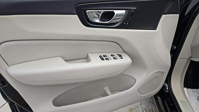 Volvo XC 60 B4 B Core aut ! Z Polskiego Salonu ! Faktura VAT !