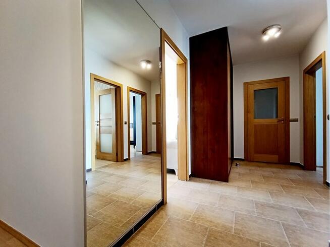 Łukowska 1, Praga Południe, pokój z balkonem