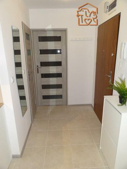 Wynajmę kawalerkę przy ulicy De Gaulle'a 8!