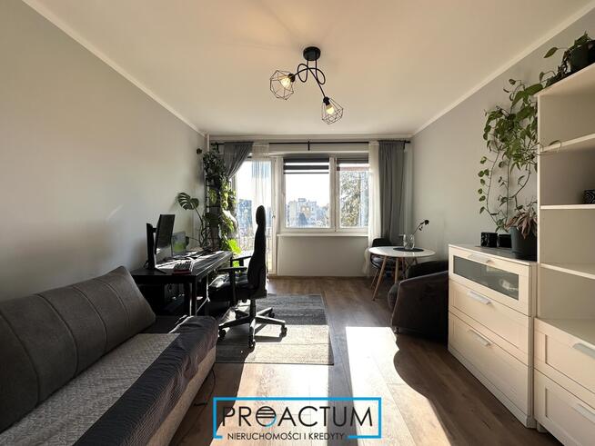 2 pokoje - winda - balkon przy UMK!