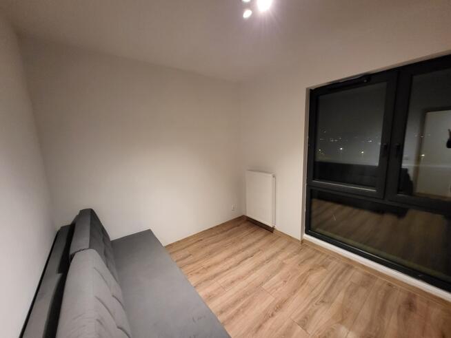 Apartament 2-pok.,osobna kuchnia-stan bardzo dobry