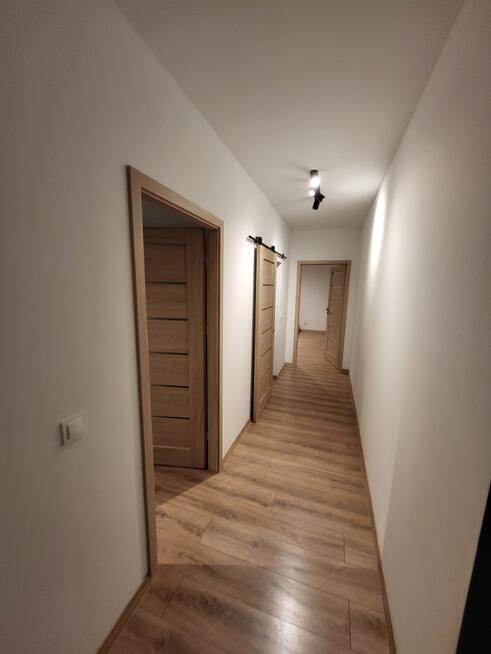 Apartament 2-pok.,osobna kuchnia-stan bardzo dobry