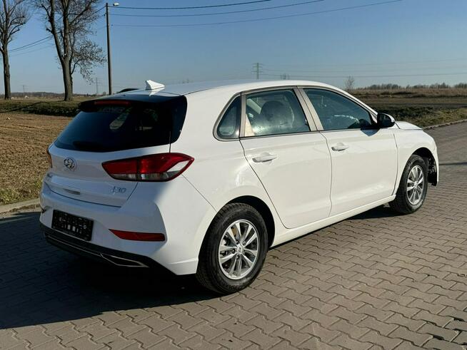 Hyundai i30 Comfort*KameraCofania*Lift*NiskiPrzebieg*Zadbany*Serwisowany*Led*FV23%