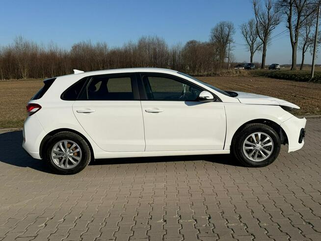 Hyundai i30 Comfort*KameraCofania*Lift*NiskiPrzebieg*Zadbany*Serwisowany*Led*FV23%