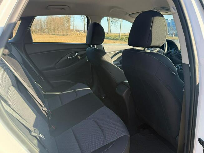 Hyundai i30 Comfort*KameraCofania*Lift*NiskiPrzebieg*Zadbany*Serwisowany*Led*FV23%