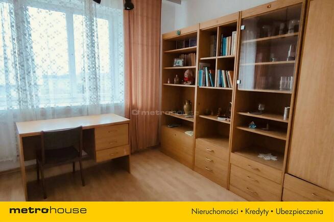 Przestronny dom z 2,5 ha ziemi w zielonej okolicy