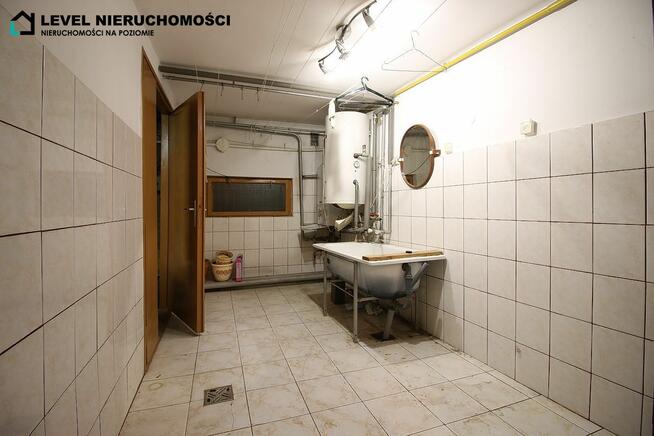 Dom w środku miasta