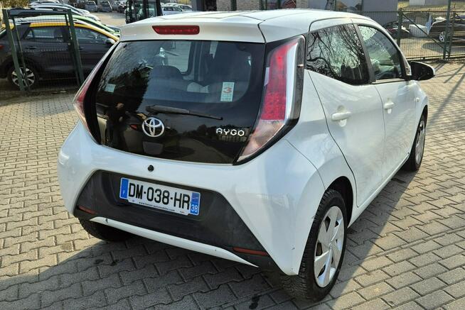 Toyota Aygo 1.0 70KM Klimatyzacja Wspomaganie Radio MP3