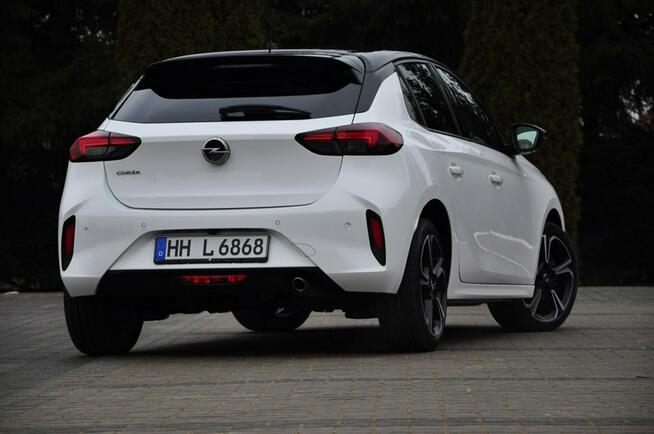 Opel Corsa 1,2 Benz 100KM Full Led Navi Radar Skóa Alufelgi Kamera PDC Digital !!