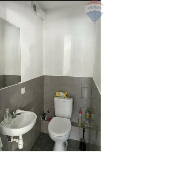 Nowoczesny budynek z magazynem,duża działka 1,1 ha