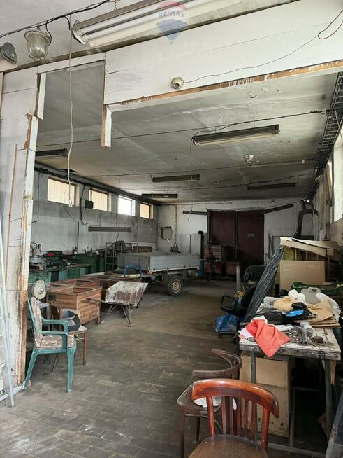 Nowoczesny budynek z magazynem,duża działka 1,1 ha