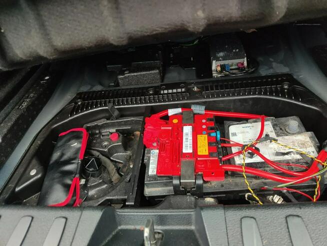 BMW X1 xDrive25d 218 PS 4x4 Automat Lift Pali TIEFSEEBLAU A76 Silnik N47D20D