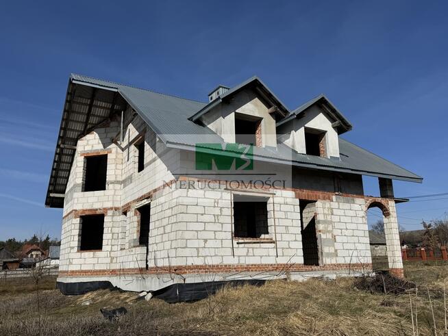 NA SPRZEDAŻ DOM W STANIE SUROWYM OTWARTYM W GÓRNIE