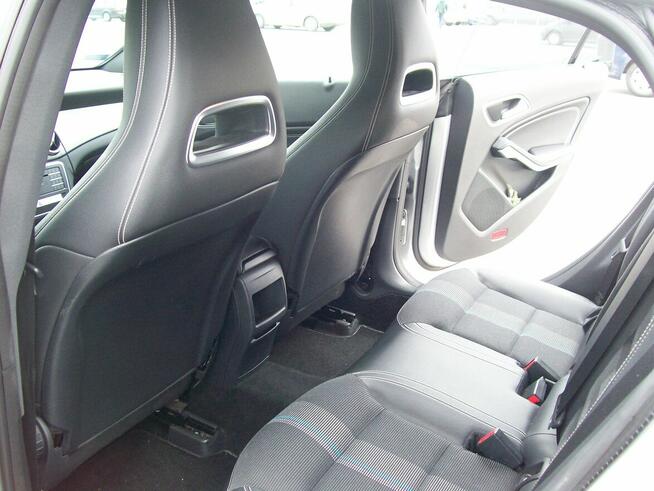 Sprzedam Mercedesa CLA 180 2016 r.