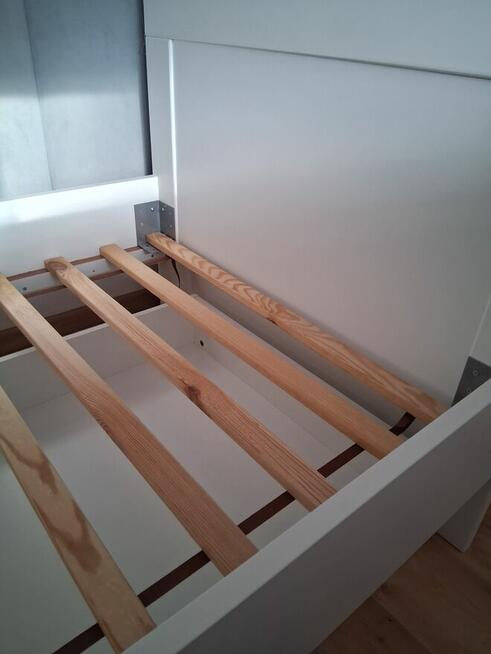 łóżko z materacem 90/200