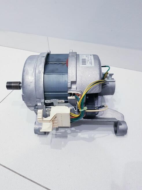 Silnik napędowy pralki Elektrolux Nidec WU126T60E00
