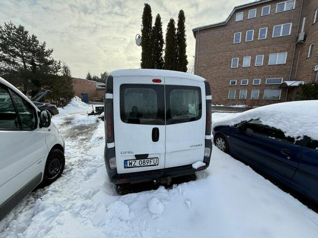 OPEL VIVARO 2005 r. WZ089FU od syndyka