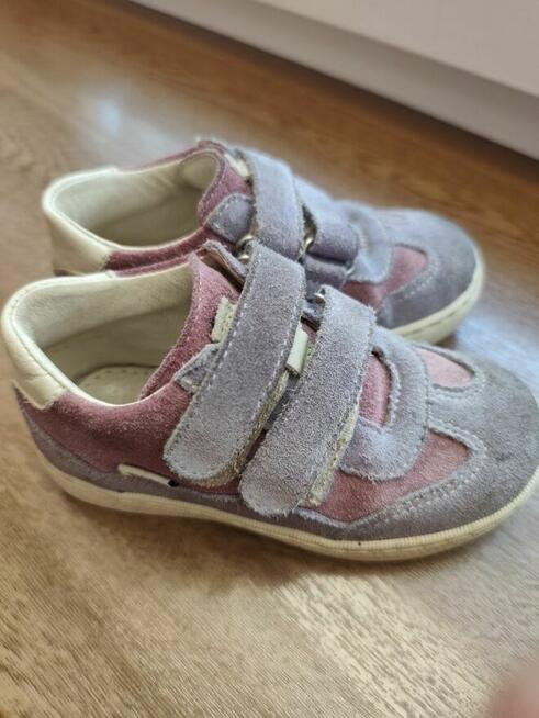 Sprzedam buciki mido r 24