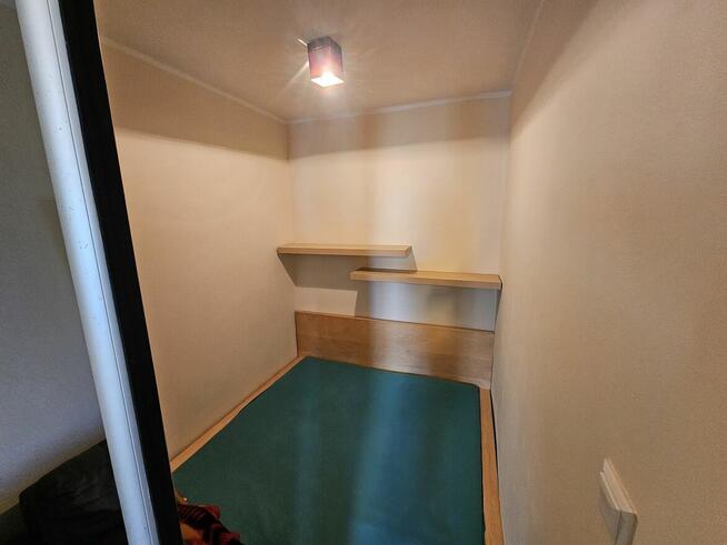 2pok 39met, okolice Stacyjnej BALKON/KOMÓRKA/WINDA (Wrocław)