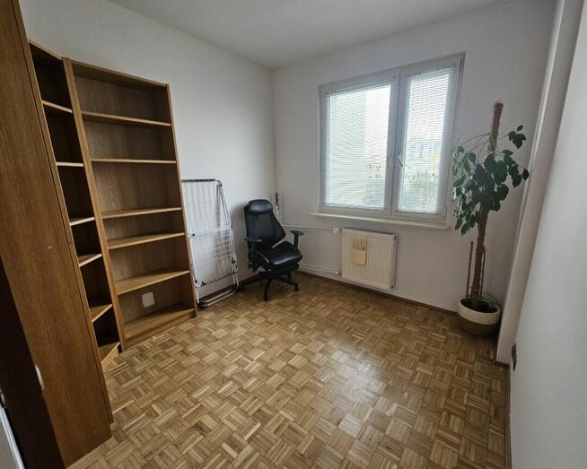 Do wynajęcia mieszkanie 3 pokojowe, przy metrze Stokłosy