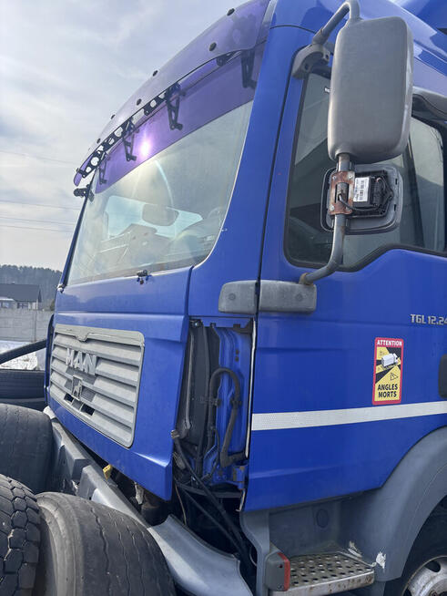 Syndyk sprzeda Samochód ciężarowy MAN - Uszkodzony