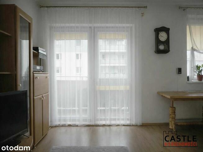 pierwsze M I bardzo dobra lokalizacja I do odświeżenia