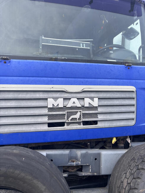 Syndyk sprzeda Samochód ciężarowy MAN - Uszkodzony
