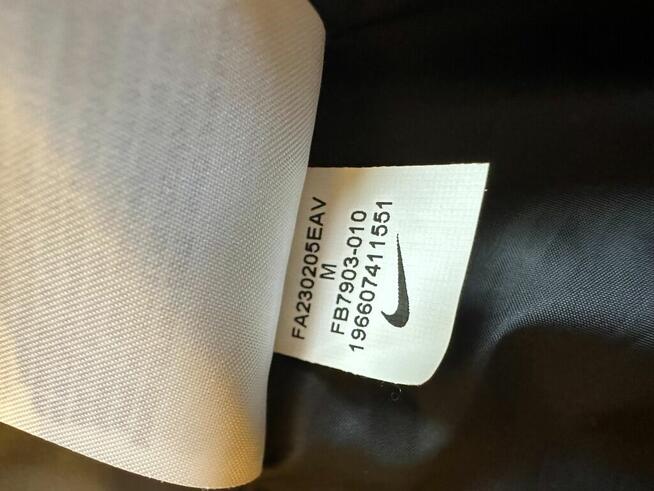 Męską kurtka Nike Sportswear Tech Woven FB7903-010