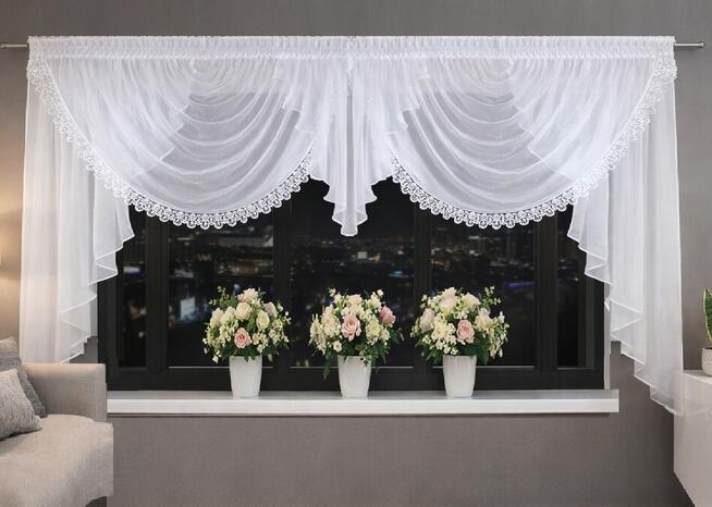 Lambrekiny, szycie firan, lambrekin w kwiaty, firany wody