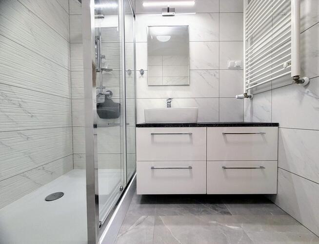 Nowoczesne, balkon, komórka, garaż