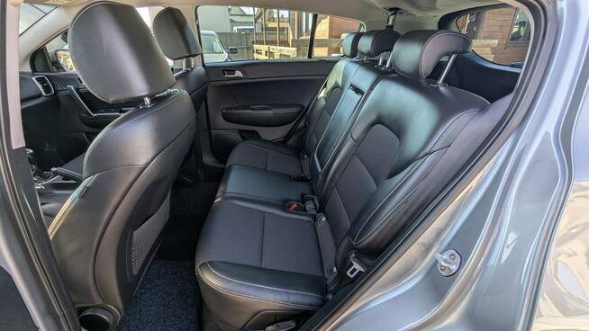 Kia Sportage 1.6CRDi*OPŁACONY*Bezwypadkowy*Klimatronik Nawigacja*Serwis*GWARANCJA24