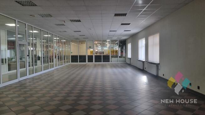 Lokal 500-800 m2, 1 piętro, parking