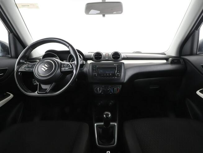 Suzuki Swift mHEV klima tempomat