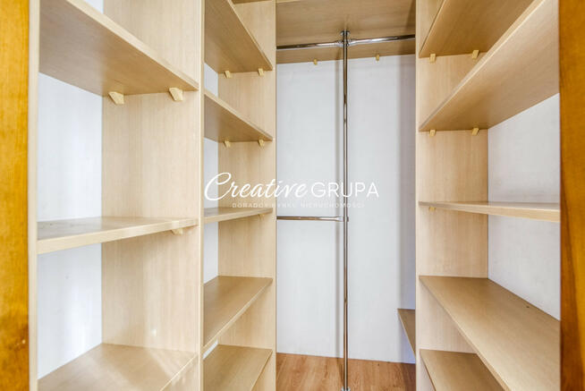 Dom Warszawa gm. Wesoła Wesoła, Kazimierza Dąbrowskiego