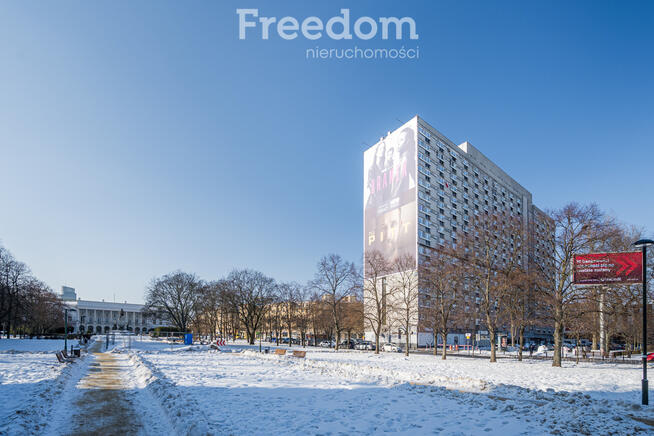 Dwupokojowe mieszkanie z widokiem na Ogród Saski