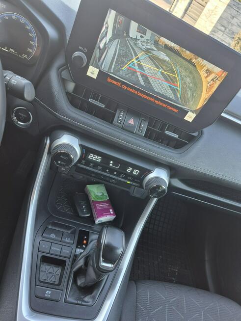 Toyota RAV-4 2.5 hybryd Business Edition KAMERA climatronic kamera grzane fotele