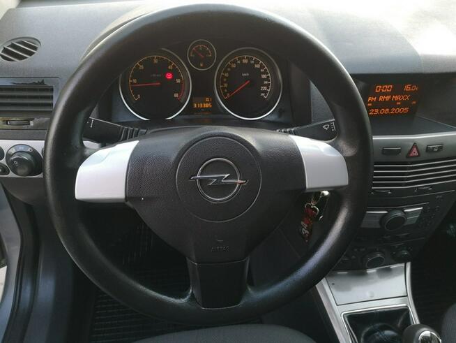 Opel Astra 1.9 CDTI 120KM Klimatyzacja Elektryka Isofix Parktronik