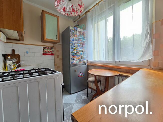 Mieszkanie z 3 niezależnymi pokojami, osobna kuchnia, łazienka, toaleta, balkon