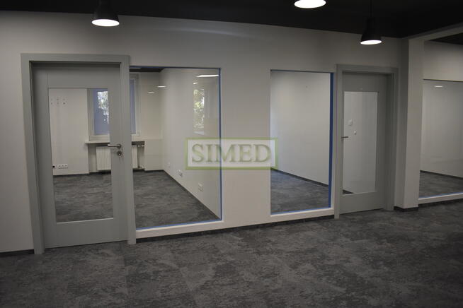 Biurowiec , parking , sale konferencyjne,dostęp 24