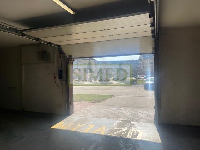 Miejsce parkingowe w garażu,ochrona,monitoring