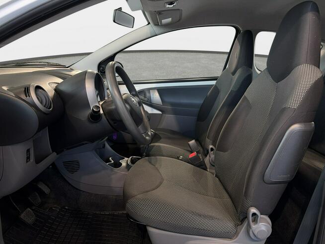 Toyota Aygo 1.0 68KM M5 2011 r., klimatyzacja, przebieg tylko 167tys.km