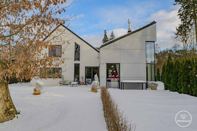 REZYDENCJA | 2021r. | 265m2 | 6 POKOI | BASEN