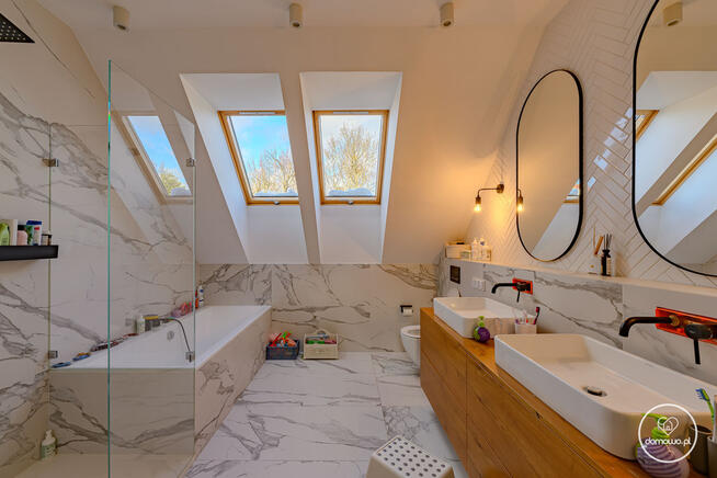 REZYDENCJA | 2021r. | 265m2 | 6 POKOI | BASEN