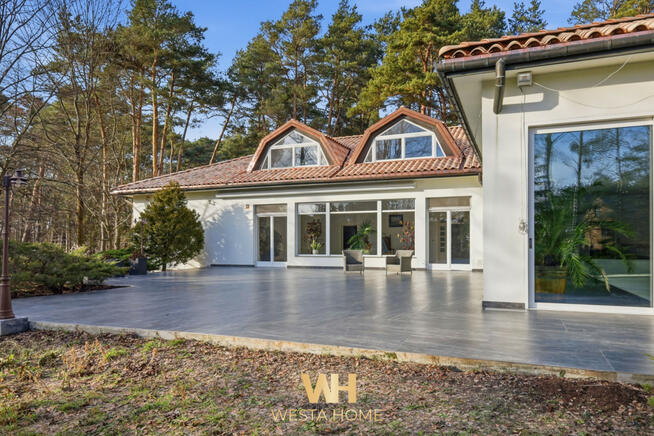 Dom Konstancin-Jeziorna, Jasna