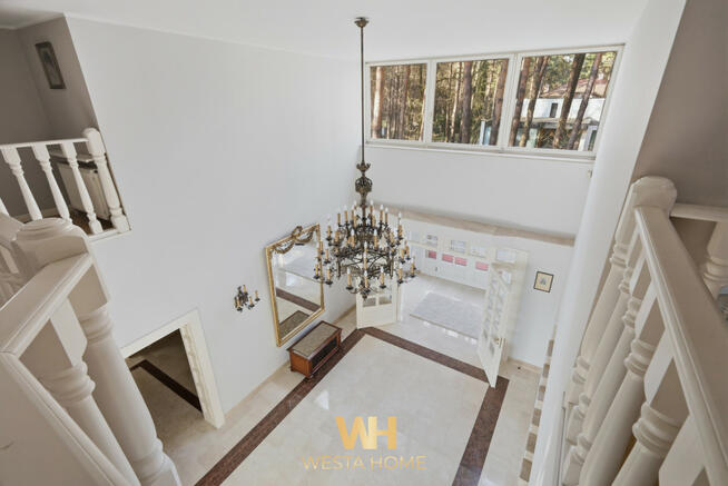 Dom Konstancin-Jeziorna, Jasna