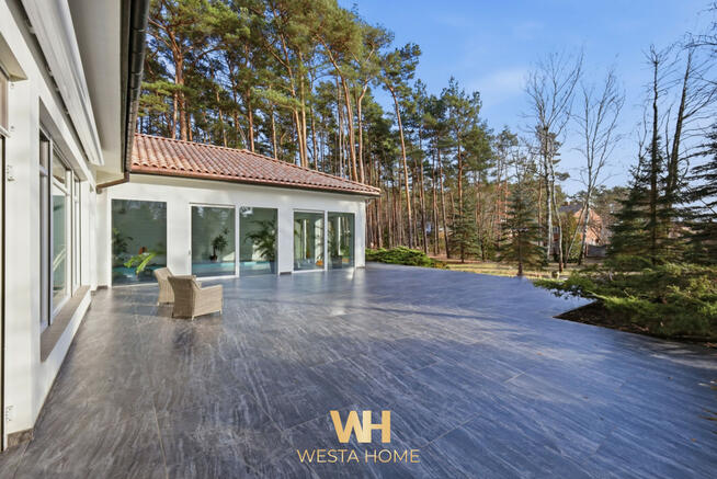 Dom Konstancin-Jeziorna, Jasna