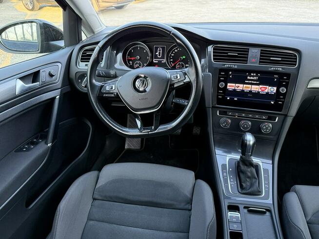 Volkswagen Golf Automat DSG. 2018/19r. Alcantara . Navigacja. Masaże. Radar. Asystent.